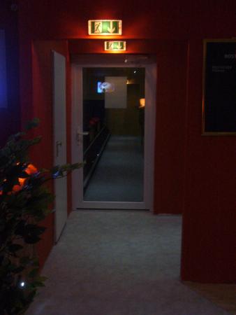 Durchgang zum Bowlingcenter